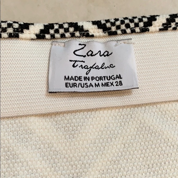 Zara mini skirt - Picture 3 of 3